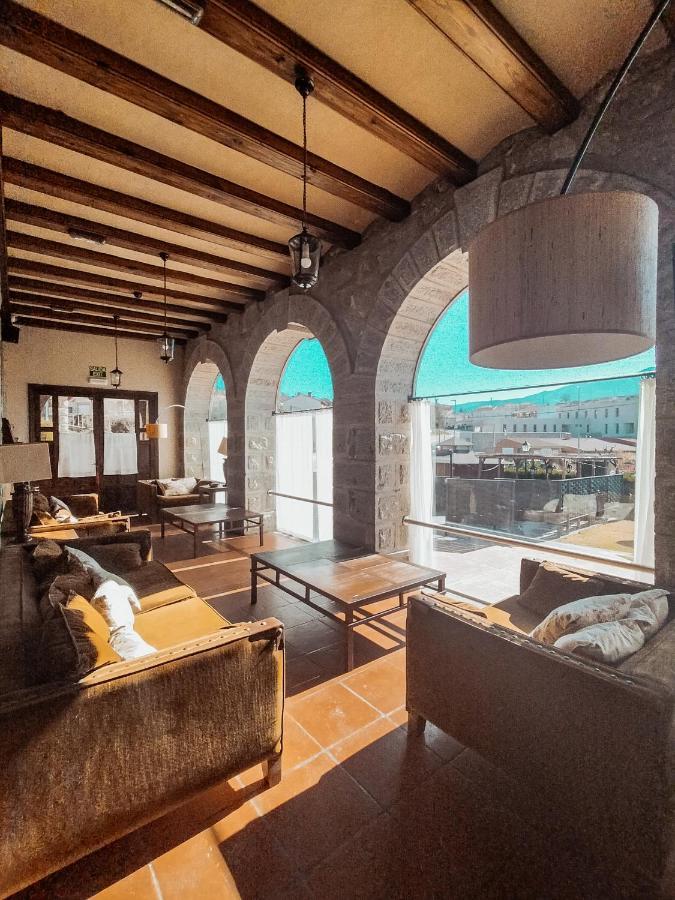 Posada Real Restaurante El Linar Del Zaire Burgohondo Eksteriør billede