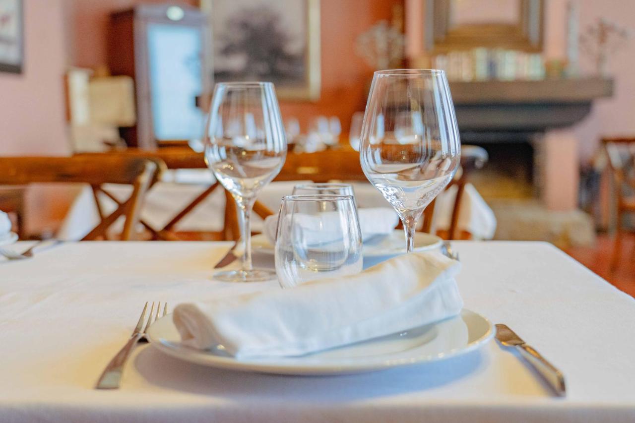 Posada Real Restaurante El Linar Del Zaire Burgohondo Eksteriør billede